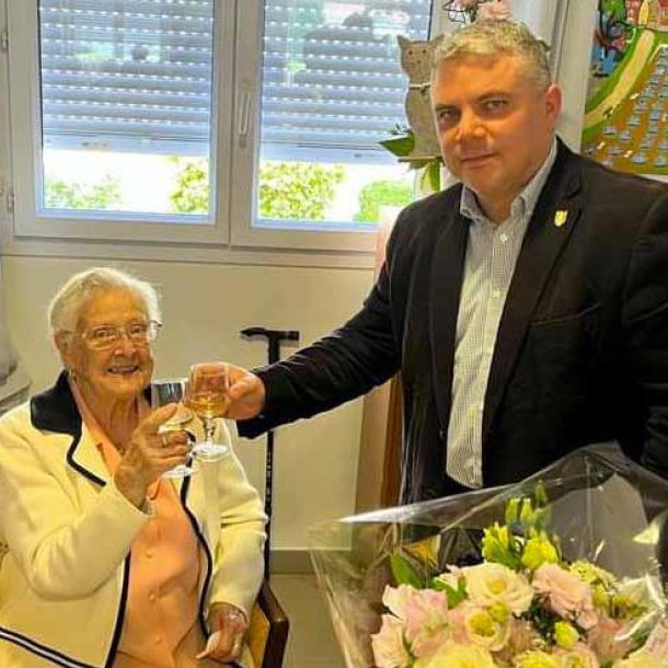 rolande_centenaire_aux_villages_dor_de_perpignan