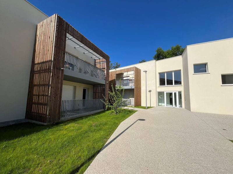 les_villages_dor_camblanes_facades_1_bd