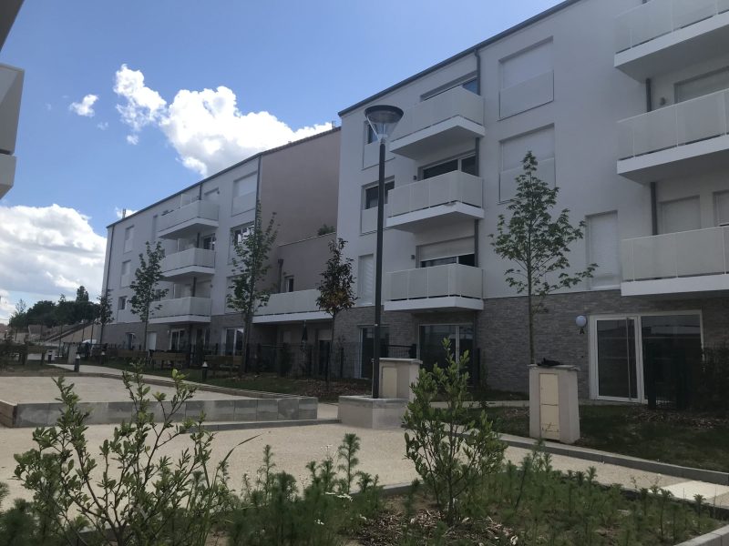 les_villages_dor_jouy_le_moutier_1