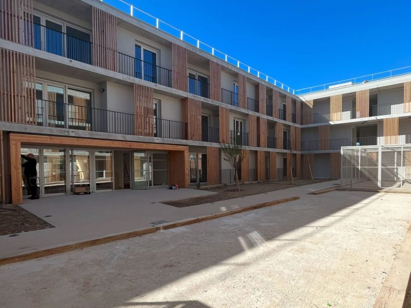 les_villages_dor_la_fare_les_oliviers_1